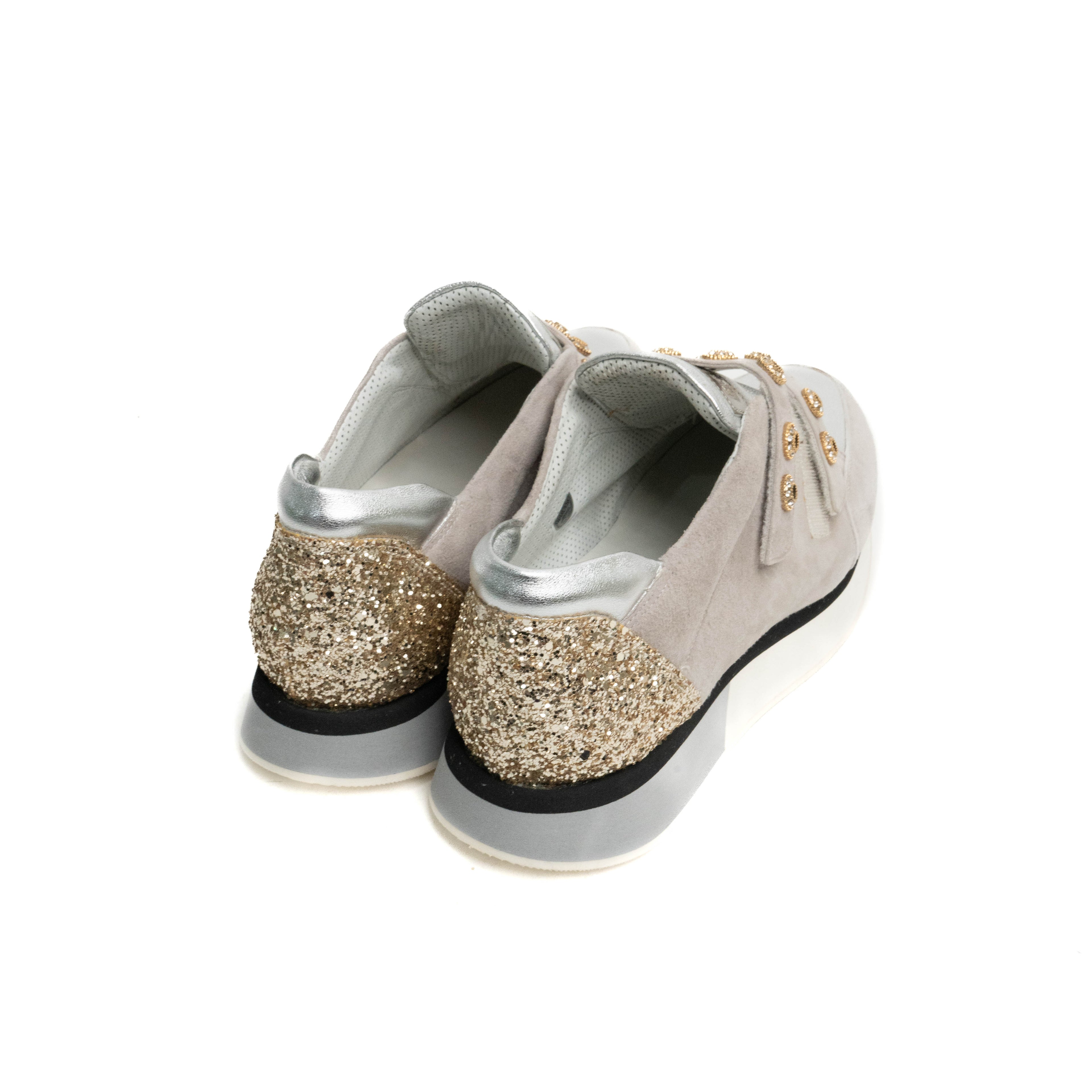 Luxury Suede & Metallic Strap Sneaker TS02SDE